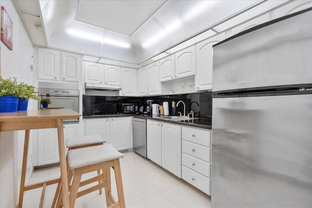 Beachfront 2 Bedroom At Tides Hollywood 8Th Floor Экстерьер фото