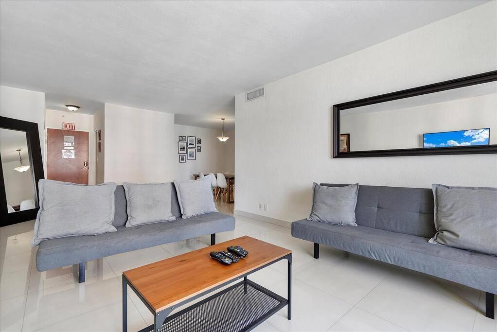 Beachfront 2 Bedroom At Tides Hollywood 8Th Floor Экстерьер фото